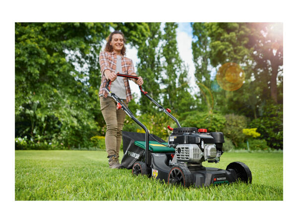 Parkside 41cm 132cc Petrol Lawnmower