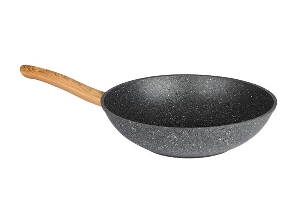 ERNESTO(R) Wok/pande