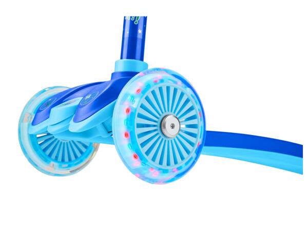 Tri-Scooter With LED Wheels "Peppa Pig"