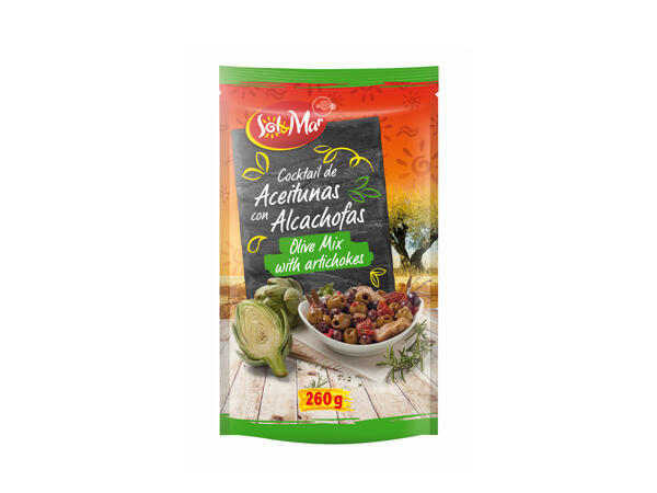 Mixed olives