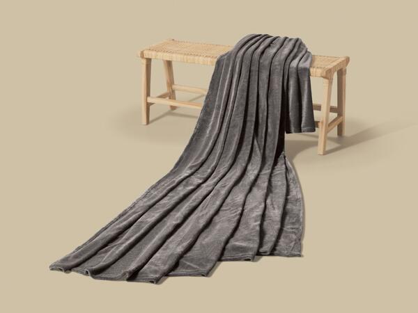Blanket 280 x 300cm