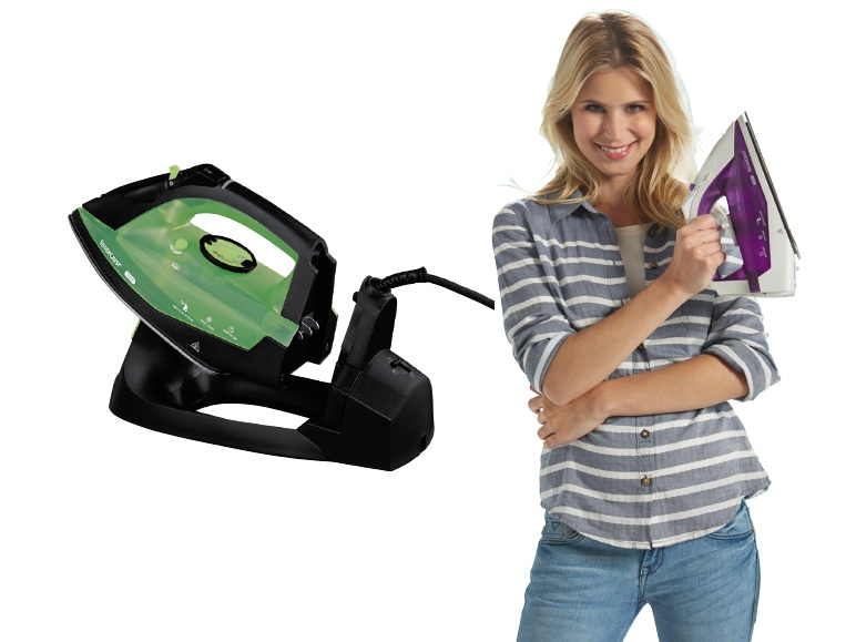 Silvercrest(R) 2,400W Steam Iron with Cordless Function