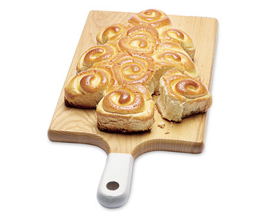Specially Selected Christmas Tree Brioche
