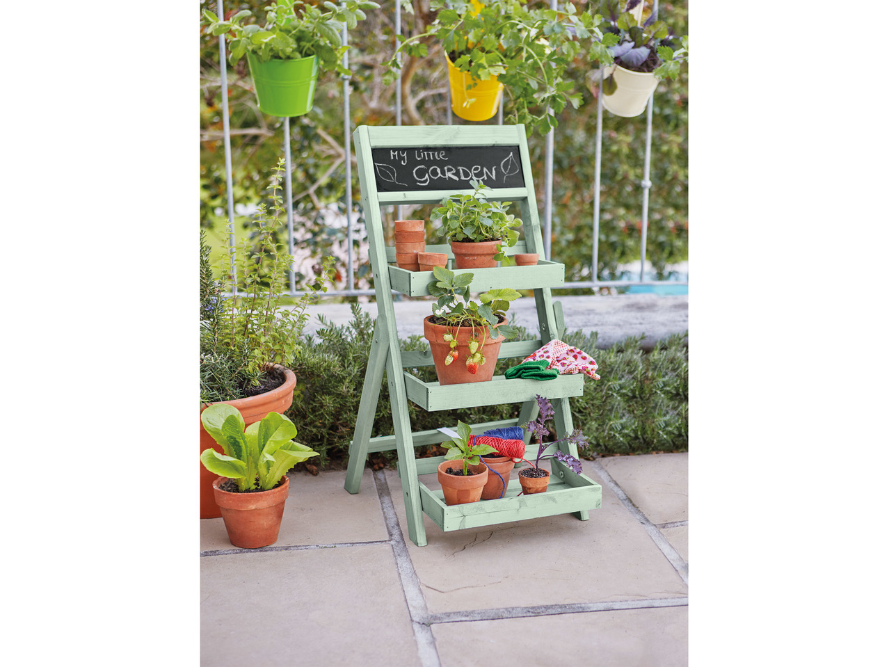 Florabest Ladder Plant Stand1