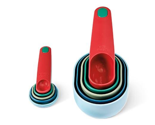 Crofton 
 Measuring Cup & Cookie Scoop