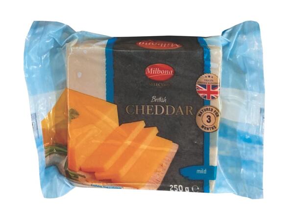 Mild coloured Cheddar