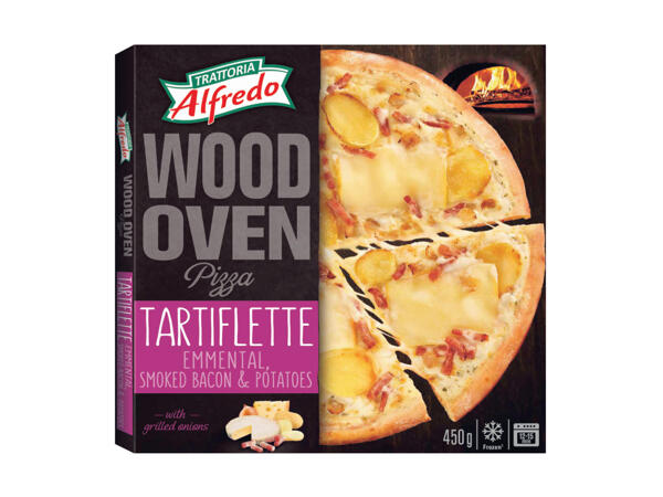 Vedugnsbakad pizza