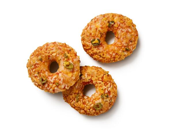 CHEDDAR DONUT S JALAPEÑO PAPRIČKAMI