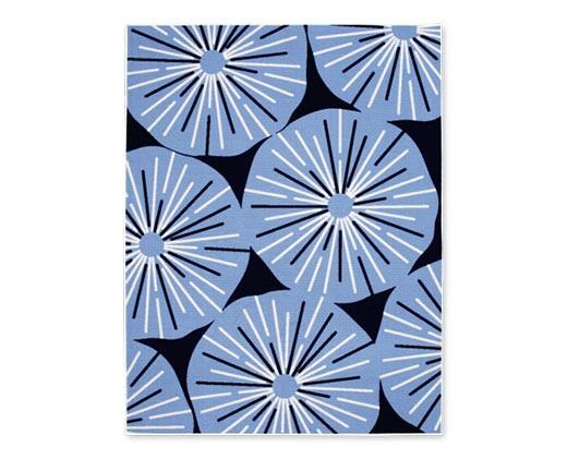 Huntington Home 
 5' x 7' Reversible Area Rug