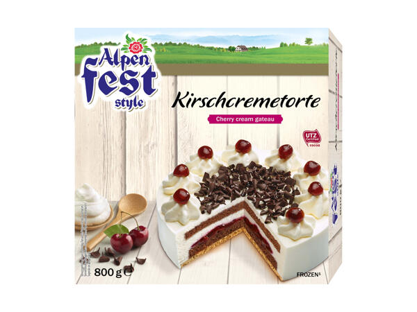 Gâteau à la crème de kirsch
