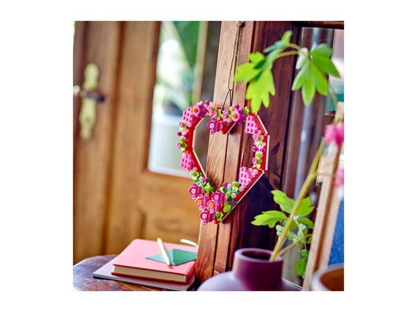 LEGO(R) Heart Ornament - 254 Pieces