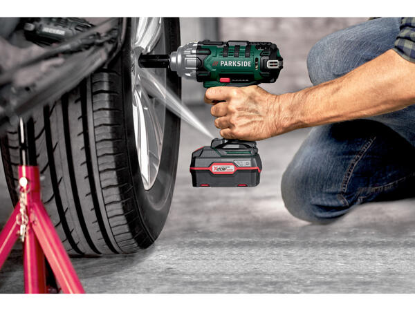 Batteridriven slagskruvdragare