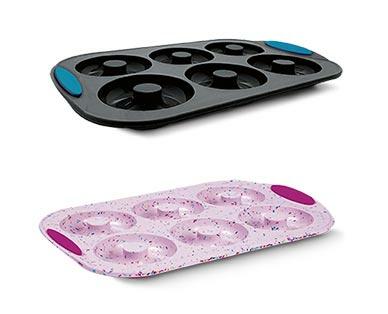 Crofton Reinforced Silicone Pans