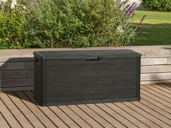 Universal Box