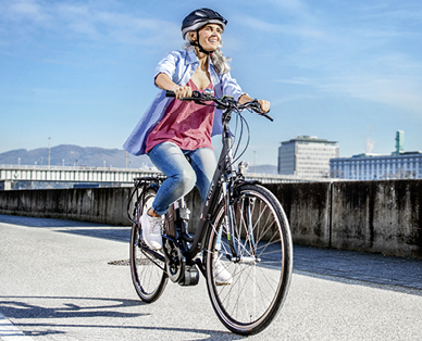 E-Bike mit Mittelmotor 28''