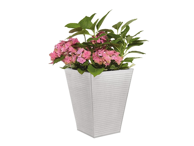 FLORABEST Tall Metal Planter