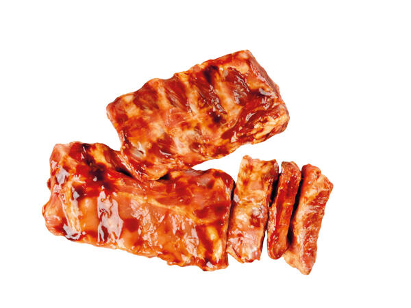 Frische Ofen-Ribs mariniert