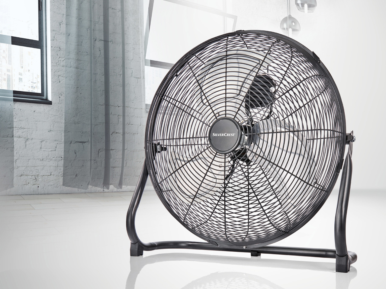 Podlahový ventilátor