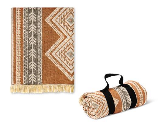Huntington Home 
 Multipurpose Woven Throw