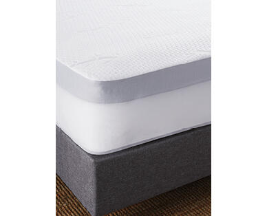 Bedscape™ Protect-A-Bed(R) Bamboo Jacquard Waterproof Fitted Mattress Protector – Queen Size