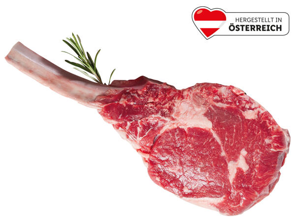 Frisches Tomahawk-Steak