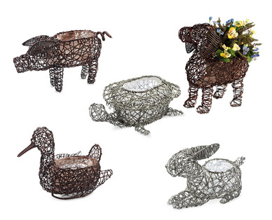 Rattan Effect Animal Planters†
