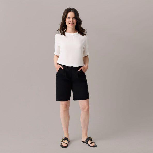 UP2Fashion(R) 				Short pour dames