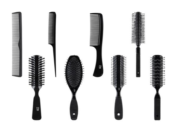 Assortiment de brosses à cheveux