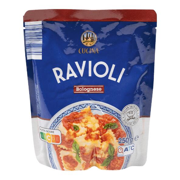 CUCINA(R) Pâtes aux œufs farcies en sauce
