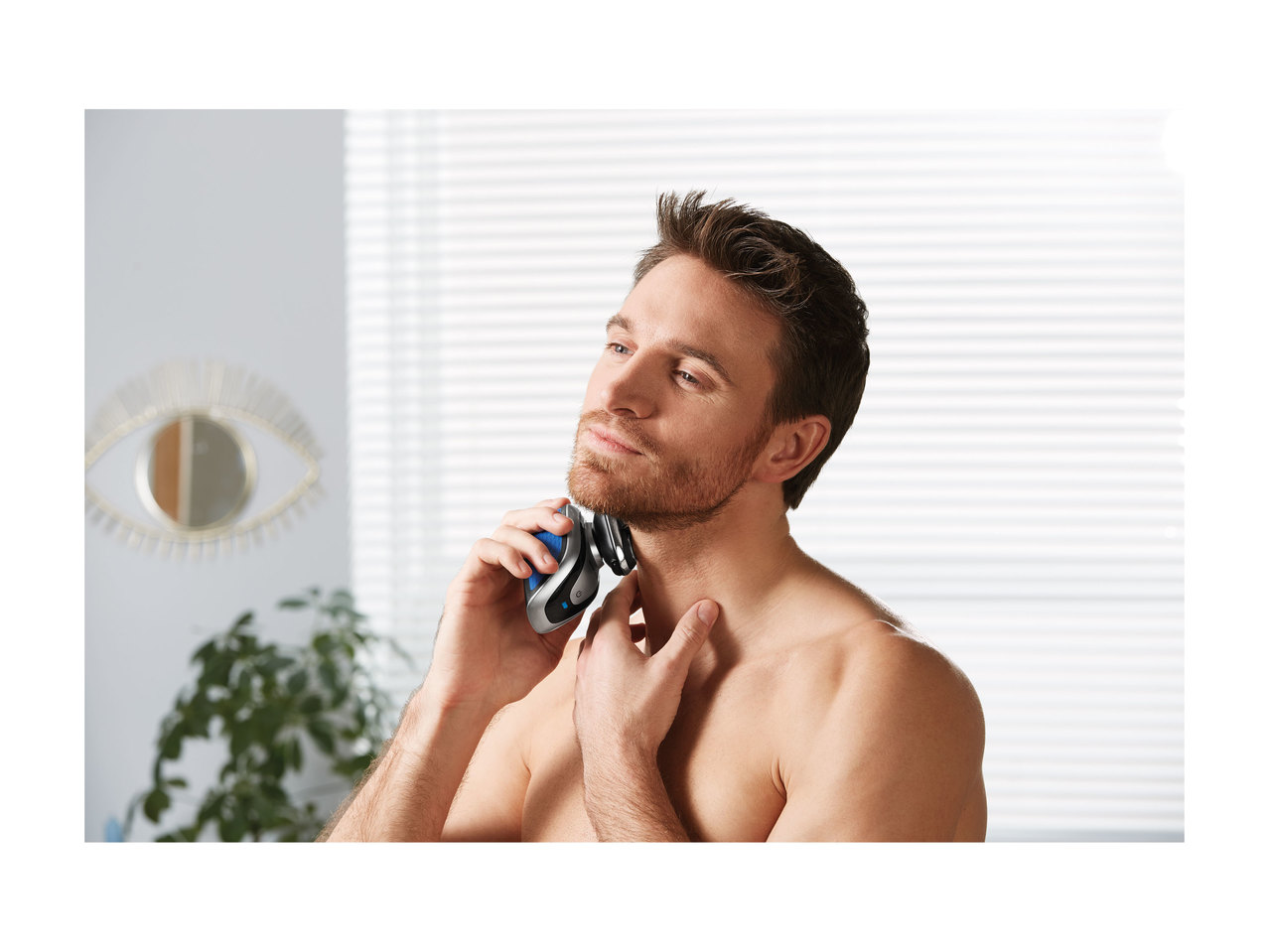 Silvercrest 3-in-1 Rotary Shaver1
