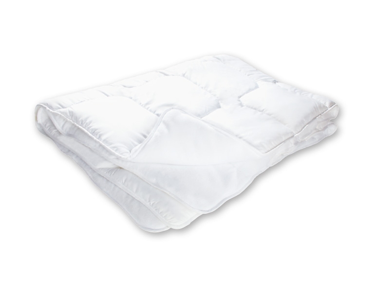 Meradiso Reversible Duvet with Winter & Summer Sides