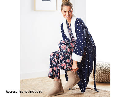 Ladies Bathrobe