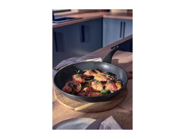 28cm Cast Aluminium Frying Pan