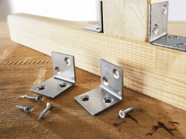 Corner Braces / Mending Plates