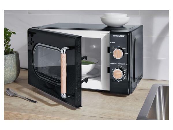 Silvercrest 700W Microwave