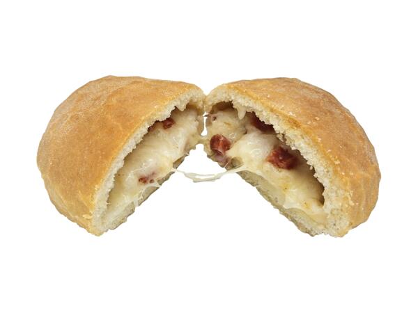 Panzerotto with spicy salami