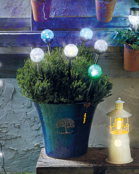 Garden Bright Solar Stake Light