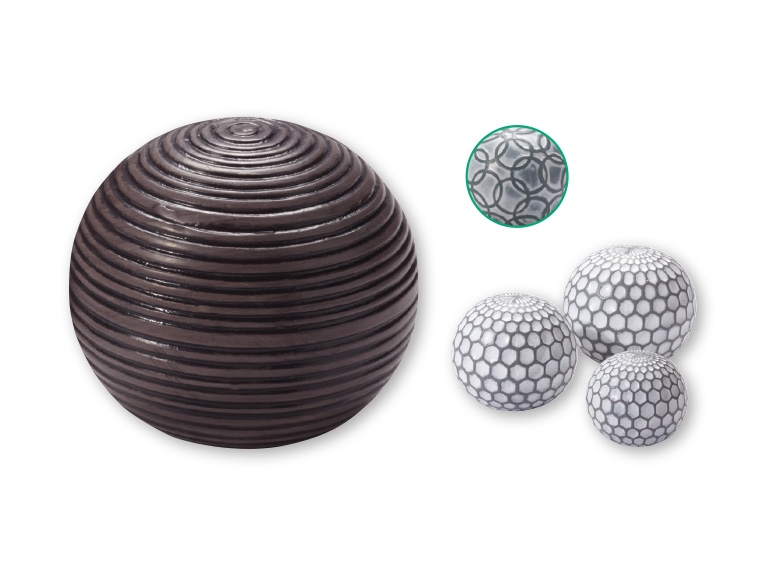 Melinera(R) Decorative Ceramic Sphere