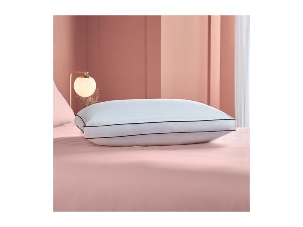 Silentnight Hotel Collection Box Pillow