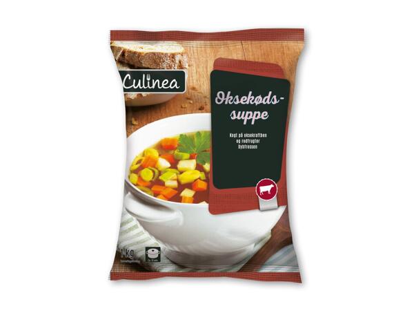 Oksekøds- eller hønsekødssuppe