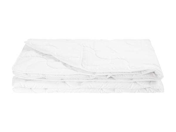 Couette en microfibre