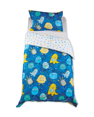 Children's Embossed Unicorn Throw