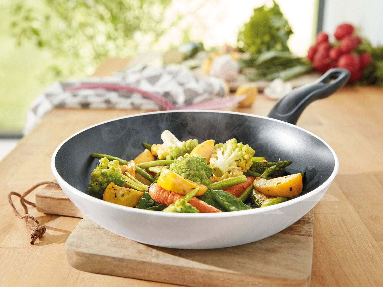 Aluminium Frying Pan1