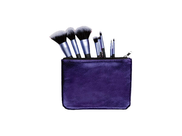 COSMETIC BRUSH SET