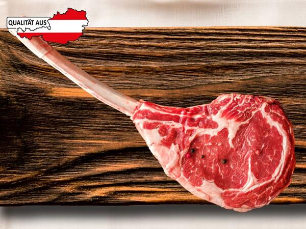 Frisches Tomahawk Steak