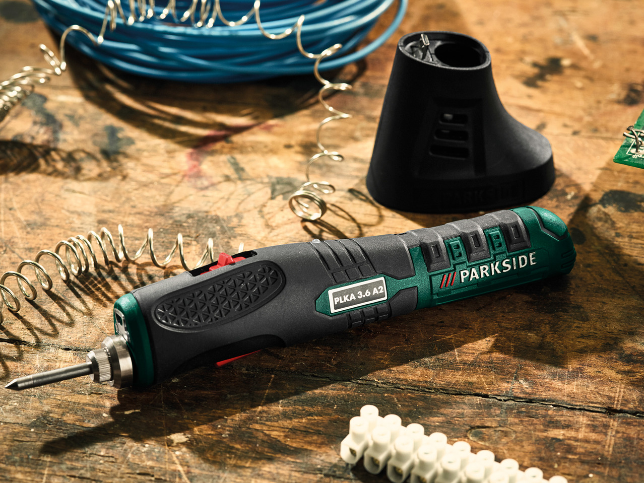 Parkside 3.6V Cordless Soldering Iron1