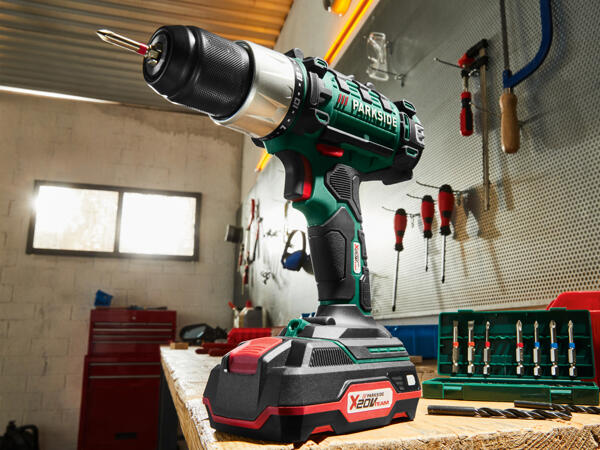 Cordless Drill Set