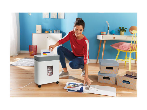 United Office Cross-Cut Shredder1