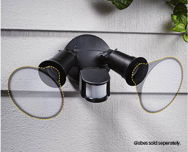Twin Outdoor Sensor Light Unit or 2 X 10W Par 38 Globes
