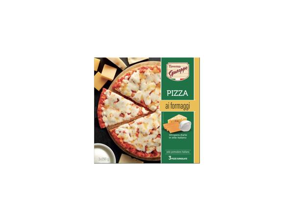 Pizza with cheese